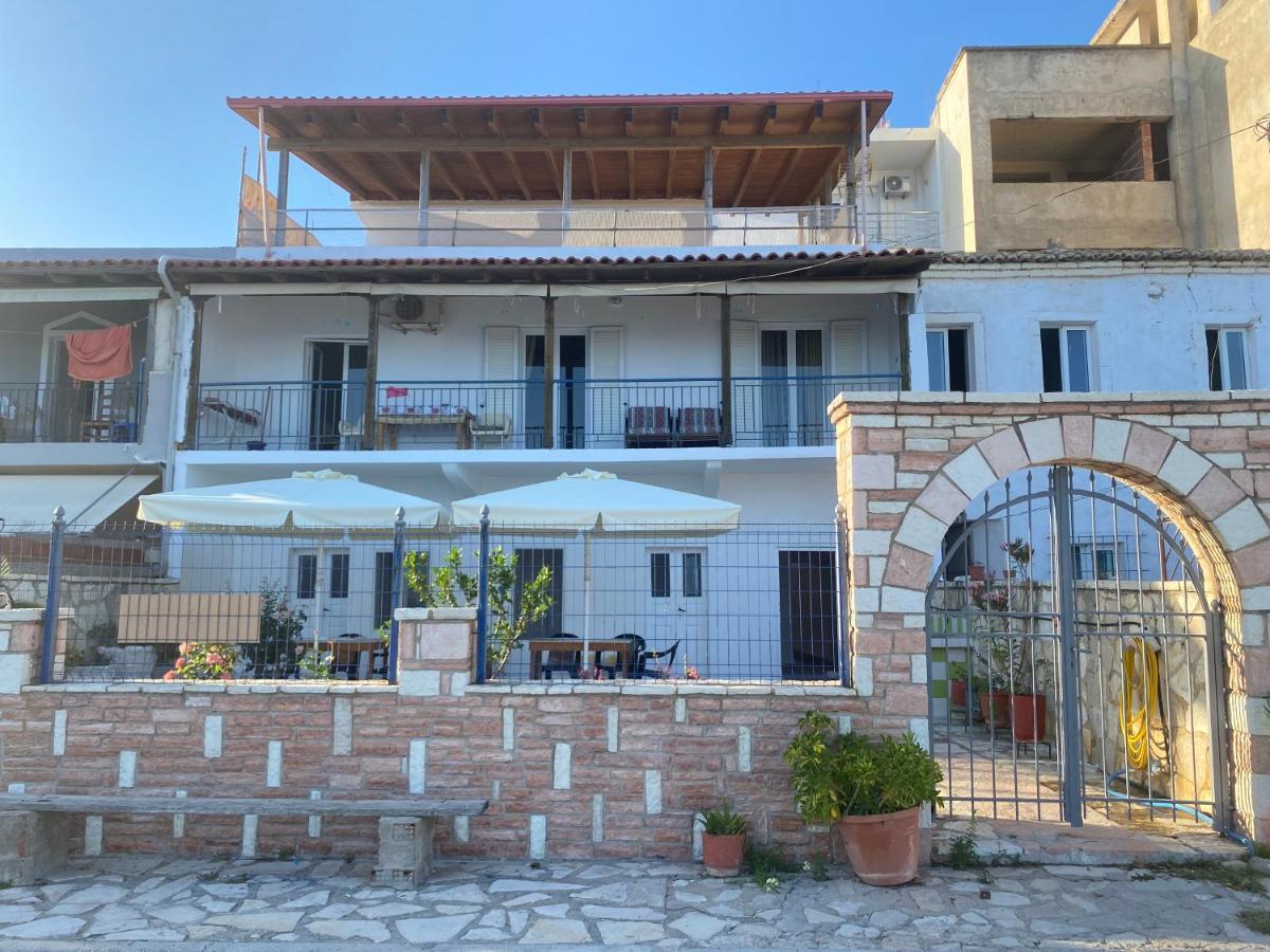 Angelview Apartments Himarë Dış mekan fotoğraf